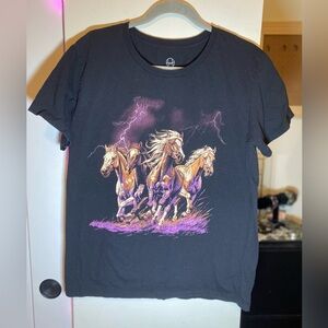 Black Horse Graphic Tee